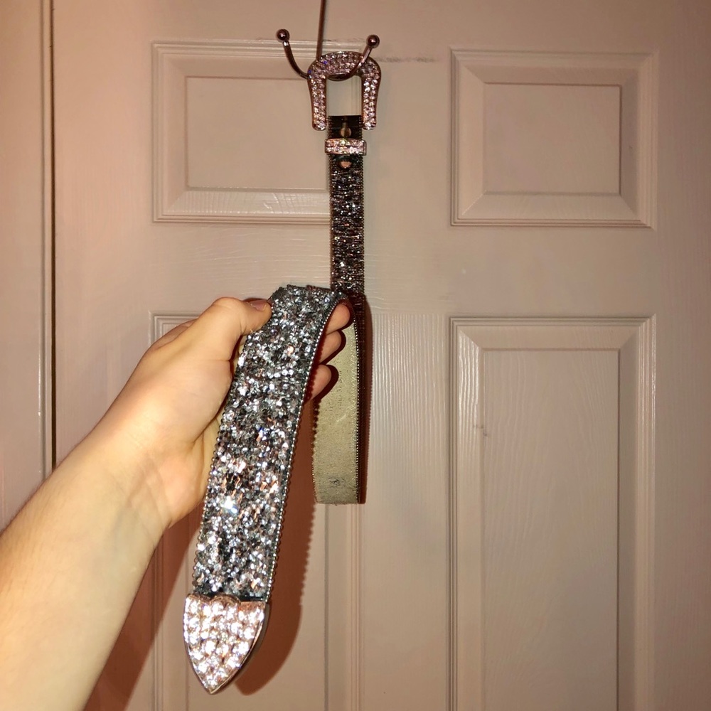 ★ Ariat Jeweled Belt ★